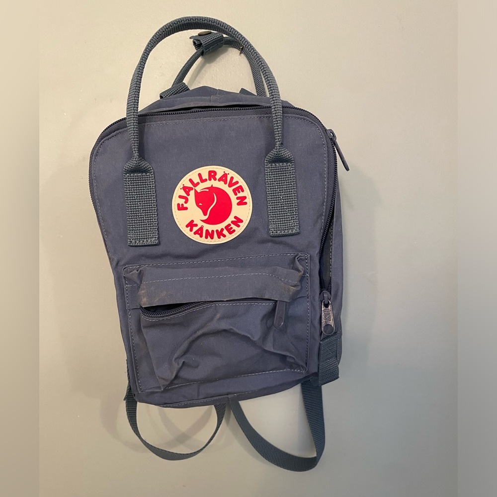 Mini Fjall Raven Kånken backpack, dark blue